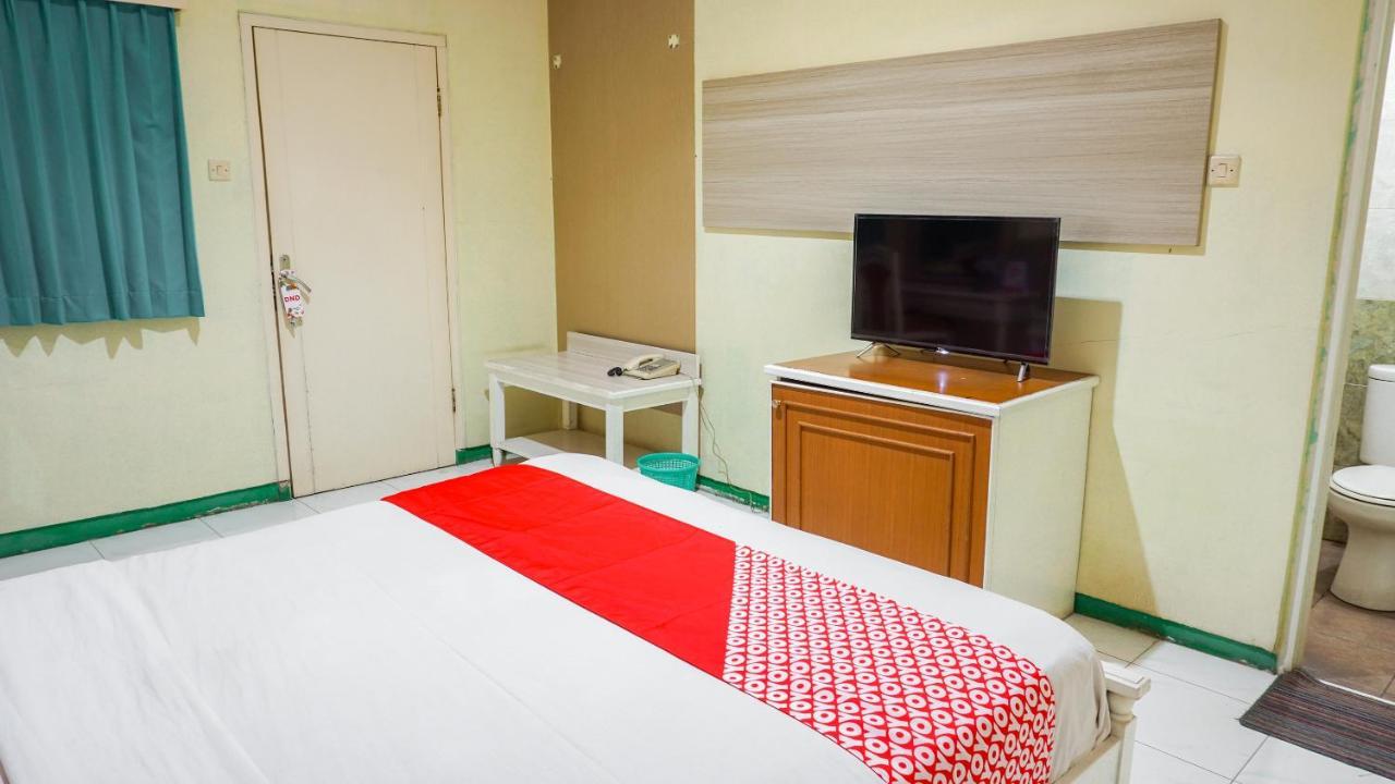 Oyo 2085 Chrysanta Hotel Bandung Luaran gambar