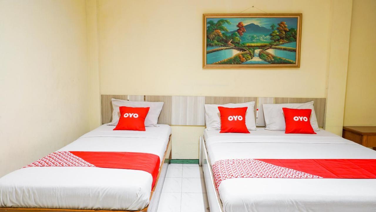 Oyo 2085 Chrysanta Hotel Bandung Luaran gambar