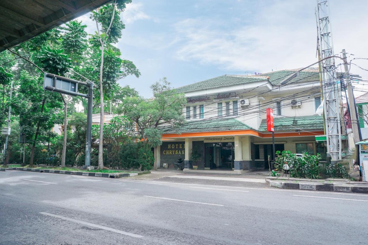 Oyo 2085 Chrysanta Hotel Bandung Luaran gambar