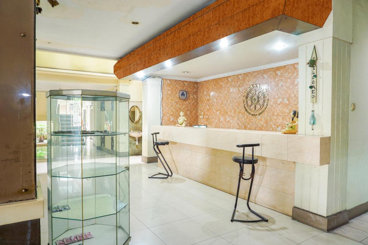 Oyo 2085 Chrysanta Hotel Bandung Luaran gambar