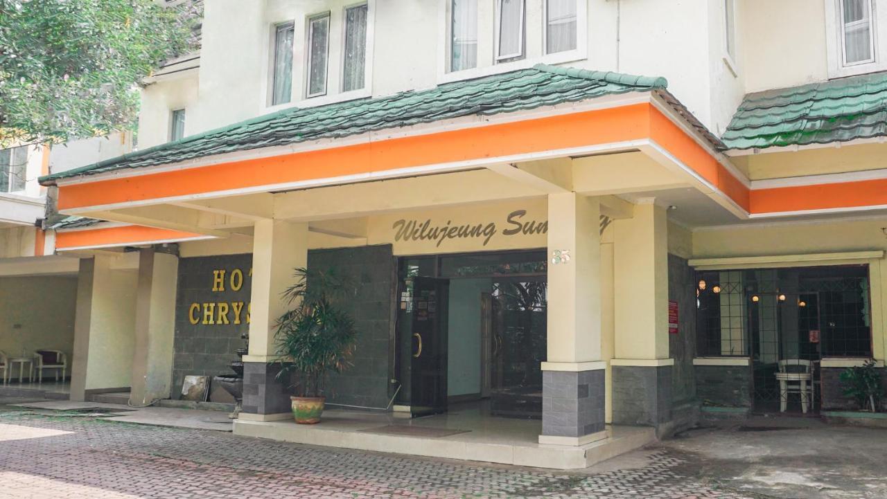 Oyo 2085 Chrysanta Hotel Bandung Luaran gambar